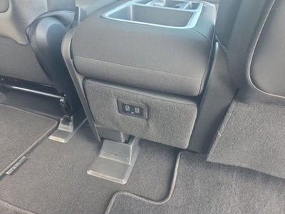 Hyundai Staria 2.2 2wd auto (13)