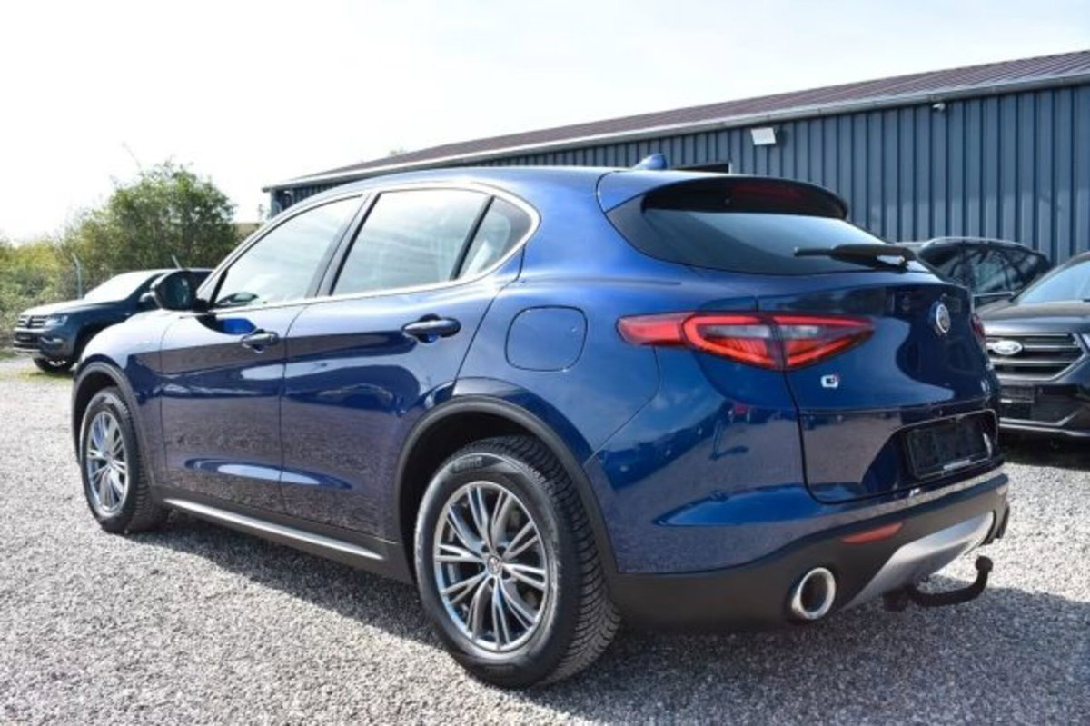 Alfa Romeo Stelvio Stelvio 2.0 Turbo 200 CV AT8 Q4 Super Business (2)