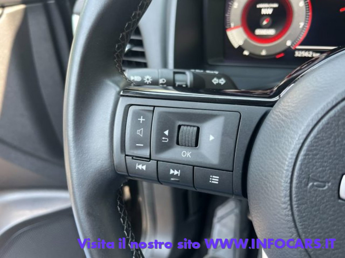 Nissan Qashqai 1.3 mhev N-Connecta 2wd 140cv (17)