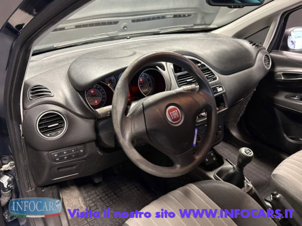 Fiat Punto 1.3 MJT II S&S 95 CV 5 porte Street (9)