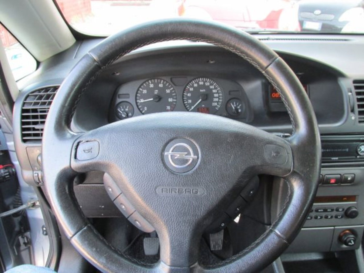 Opel Zafira 16V cat Eco M Fashion Line (5)