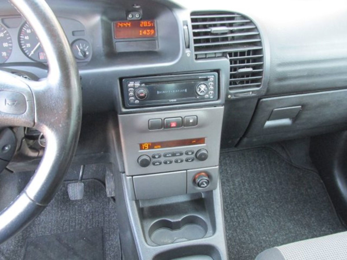 Opel Zafira 16V cat Eco M Fashion Line (7)