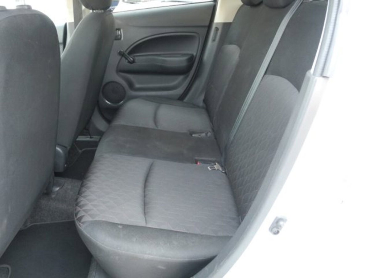 Mitsubishi Space Star 1.2 Intense SDA (12)