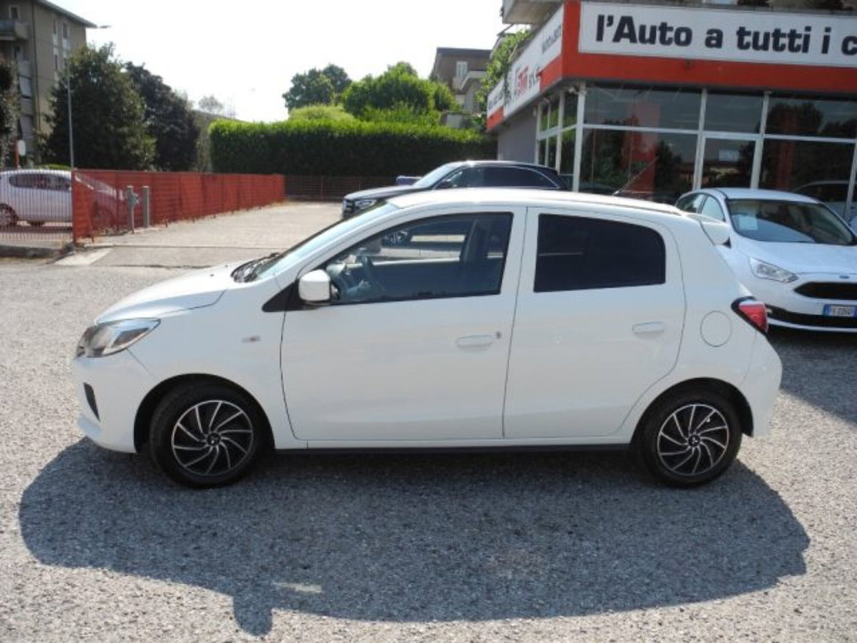 Mitsubishi Space Star 1.2 Intense SDA (2)