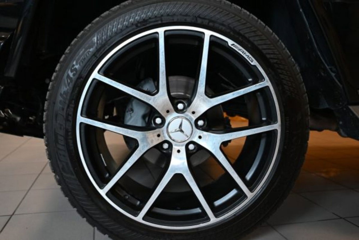 Mercedes-Benz Classe G 500 Premium (18)