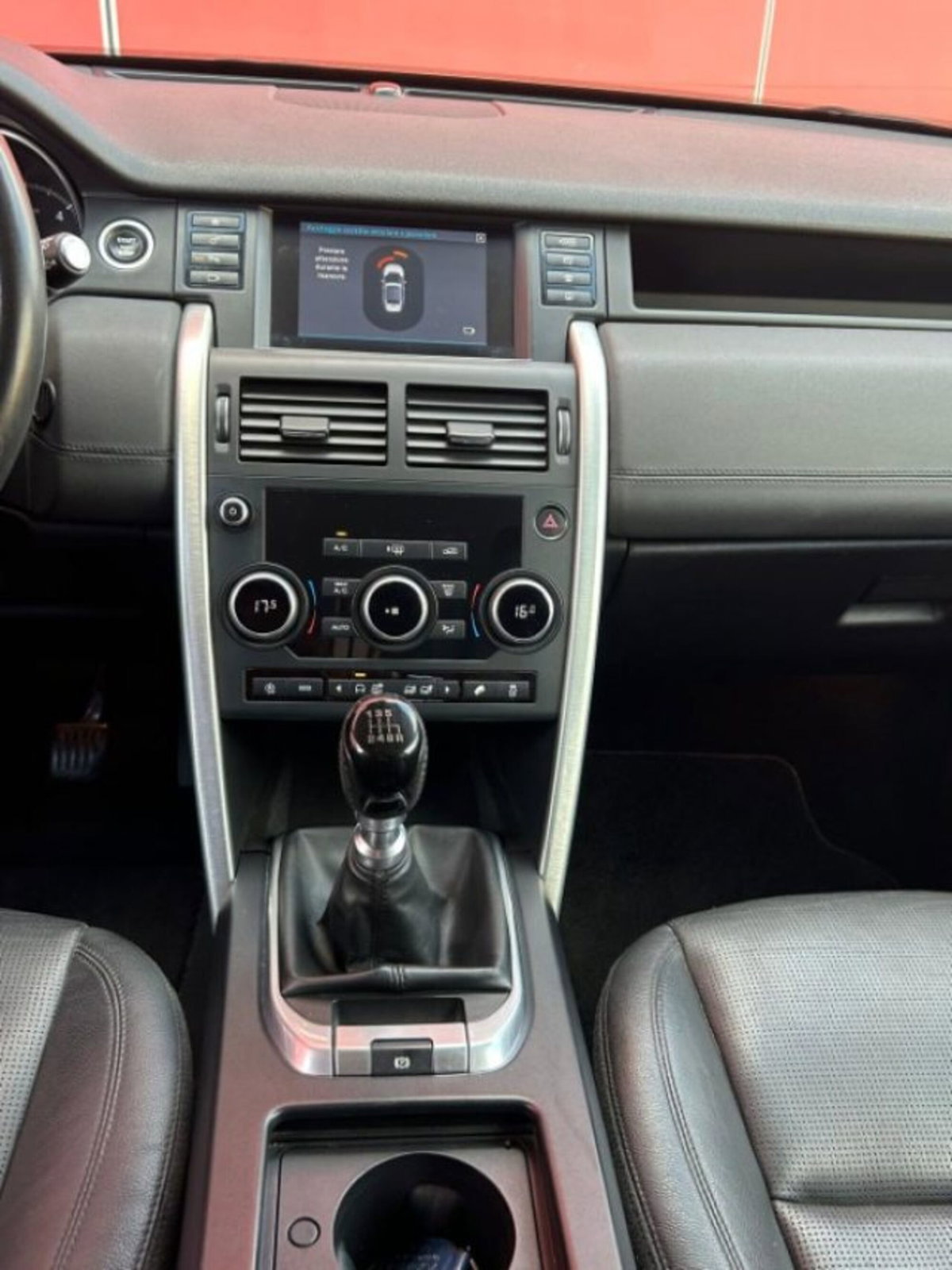 Land Rover Discovery Sport 2.0 TD4 150 CV Pure (17)