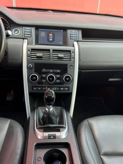 Land Rover Discovery Sport 2.0 TD4 150 CV Pure (17)