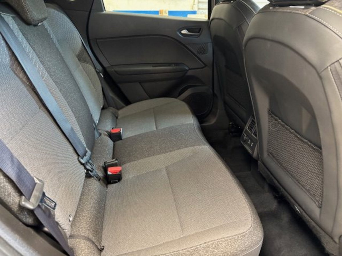 Renault Captur TCe 90 CV Techno (12)