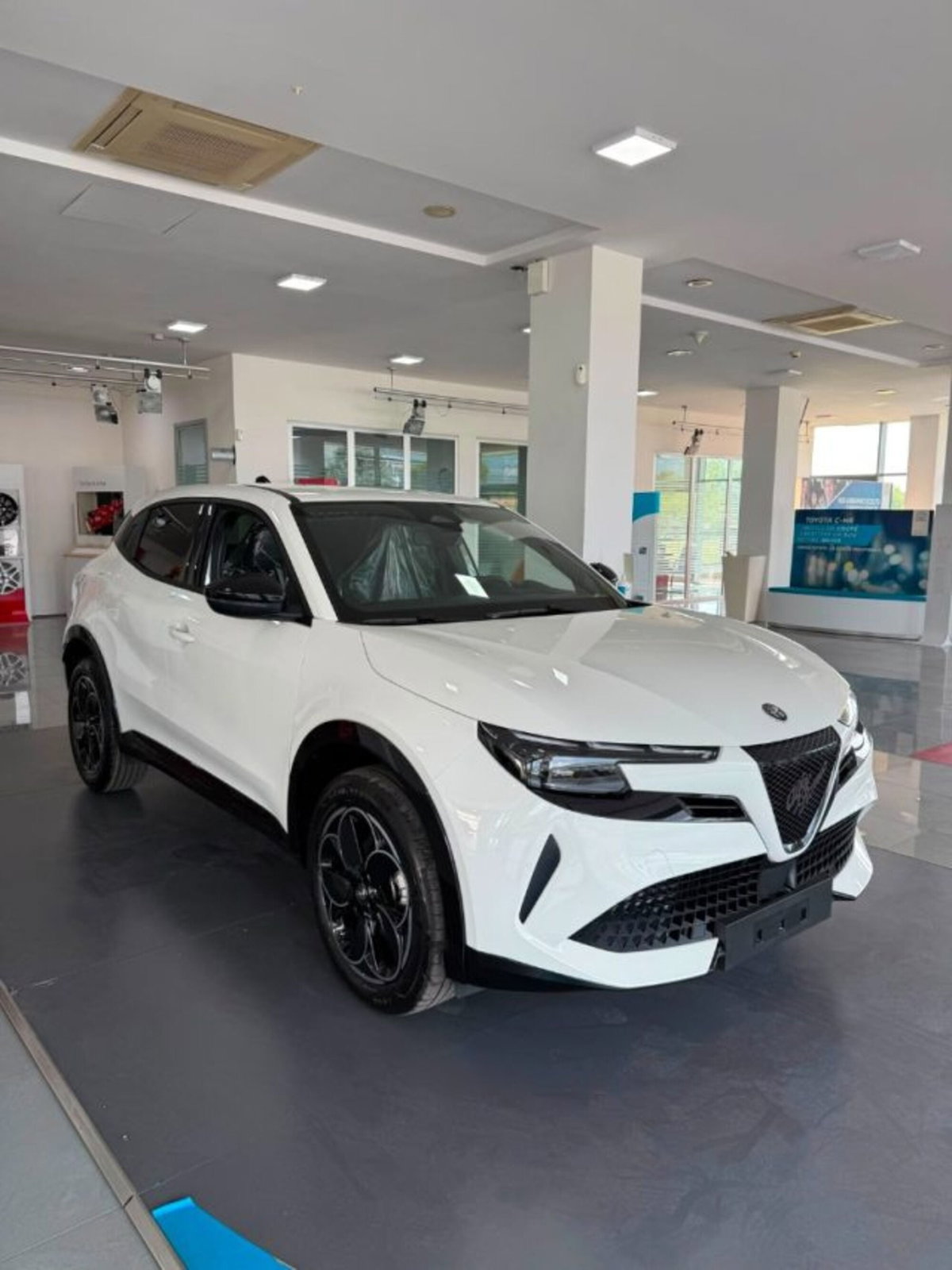 Alfa Romeo Junior 1.2 ibrida 145cv edct6
