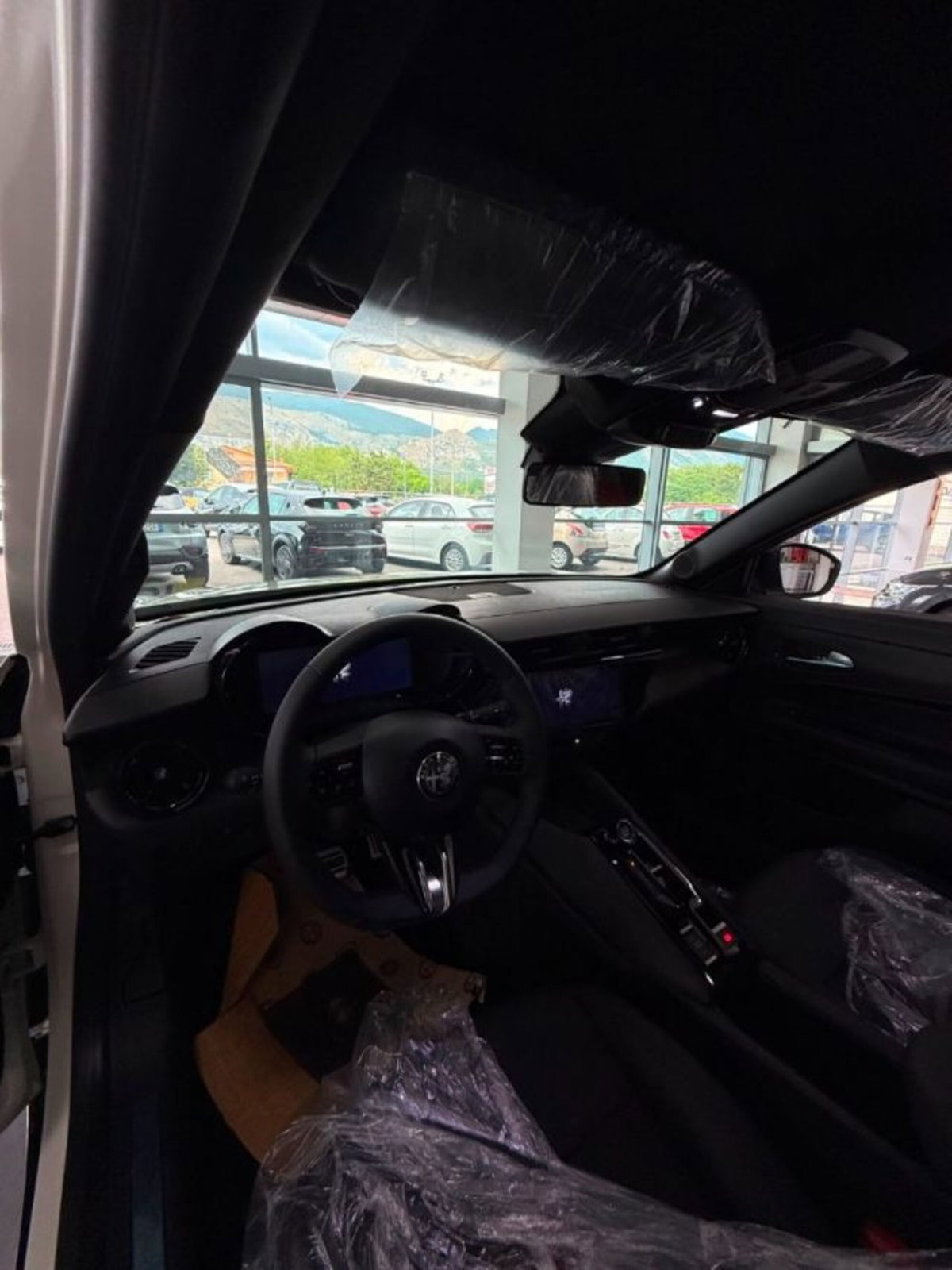 Alfa Romeo Junior 1.2 ibrida 145cv edct6 (10)