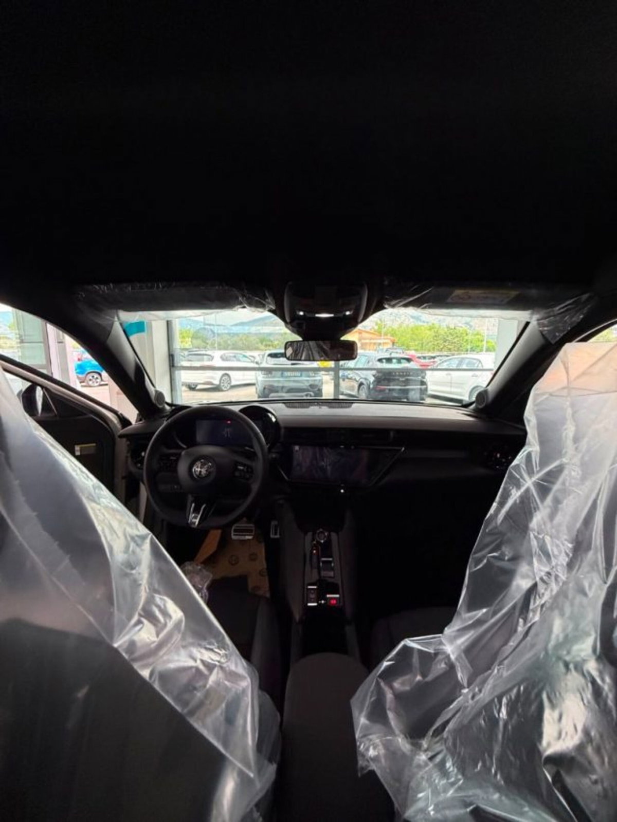 Alfa Romeo Junior 1.2 ibrida 145cv edct6 (12)