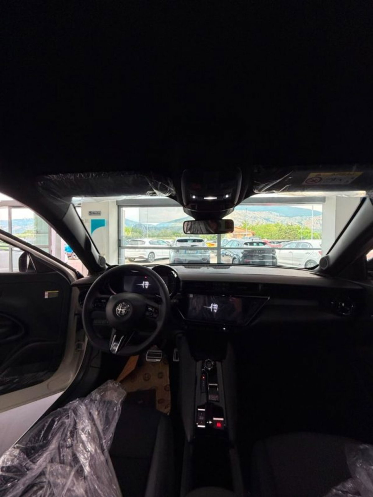 Alfa Romeo Junior 1.2 ibrida 145cv edct6 (13)