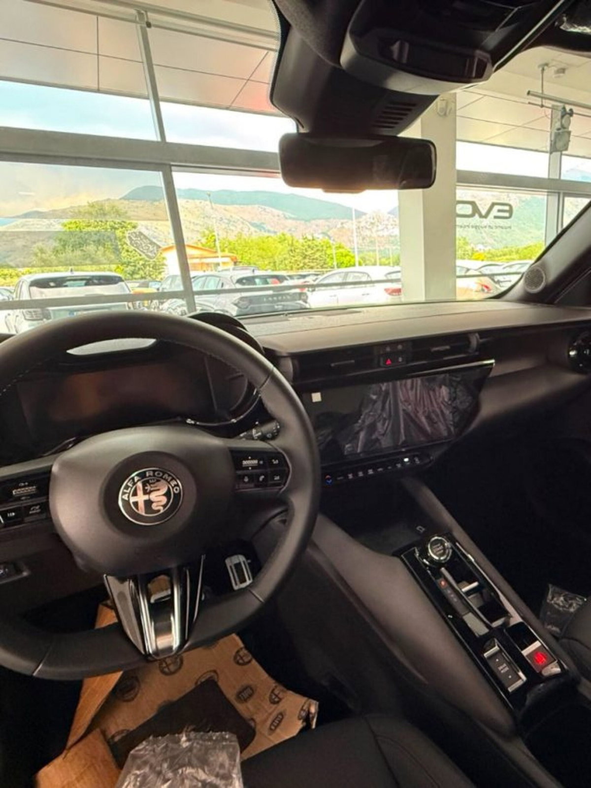 Alfa Romeo Junior 1.2 ibrida 145cv edct6 (5)