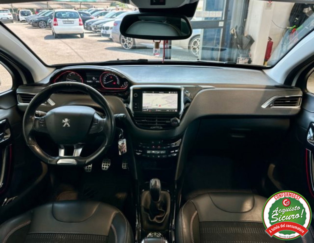 Peugeot 2008 BlueHDi 100 S&S GT Line (13)