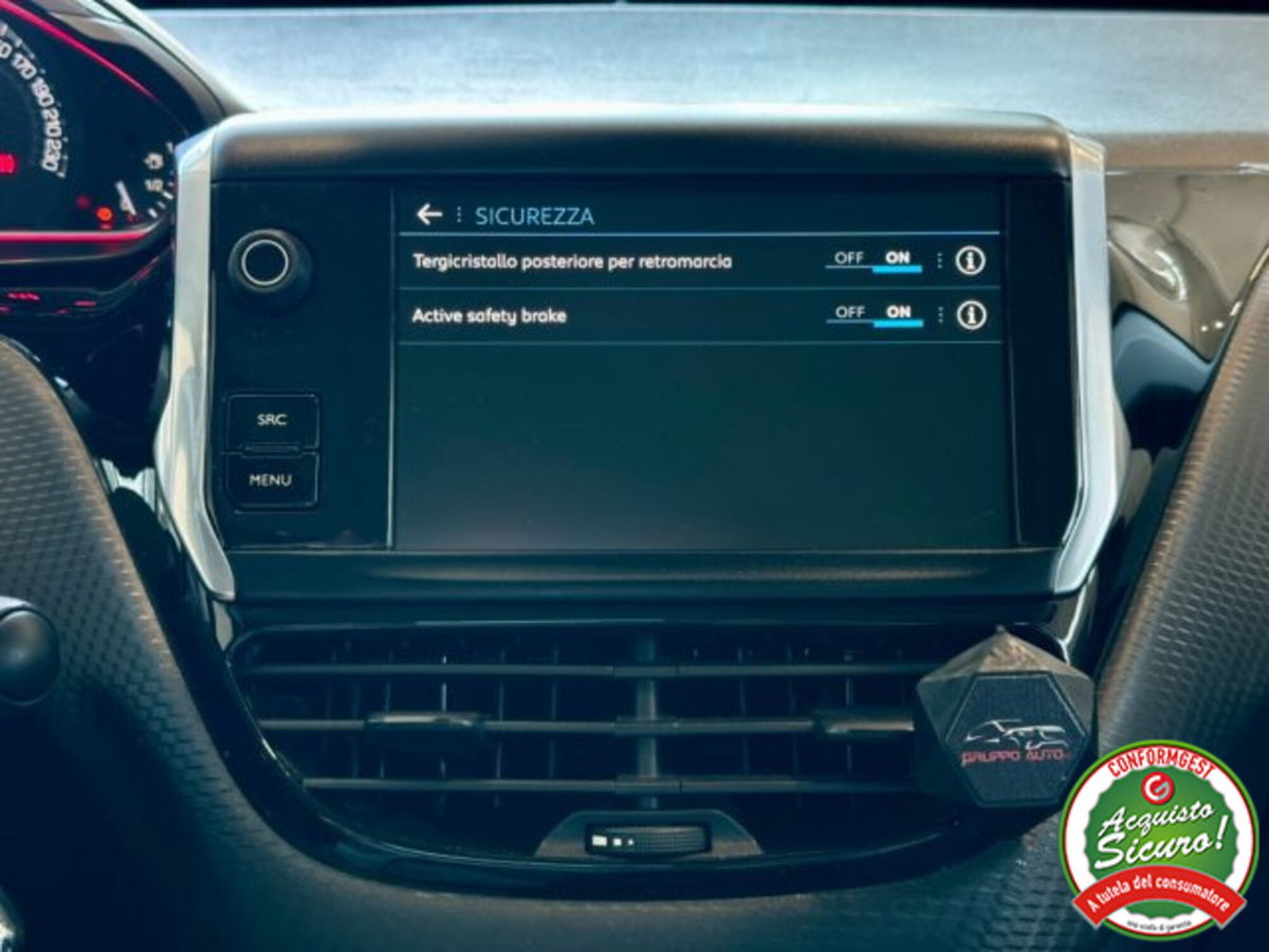 Peugeot 2008 BlueHDi 100 S&S GT Line (20)