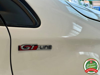 Peugeot 2008 BlueHDi 100 S&S GT Line (8)
