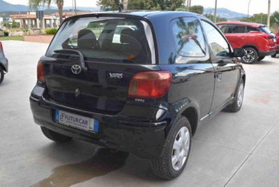 Toyota Yaris 16V cat 3 porte Sol (13)