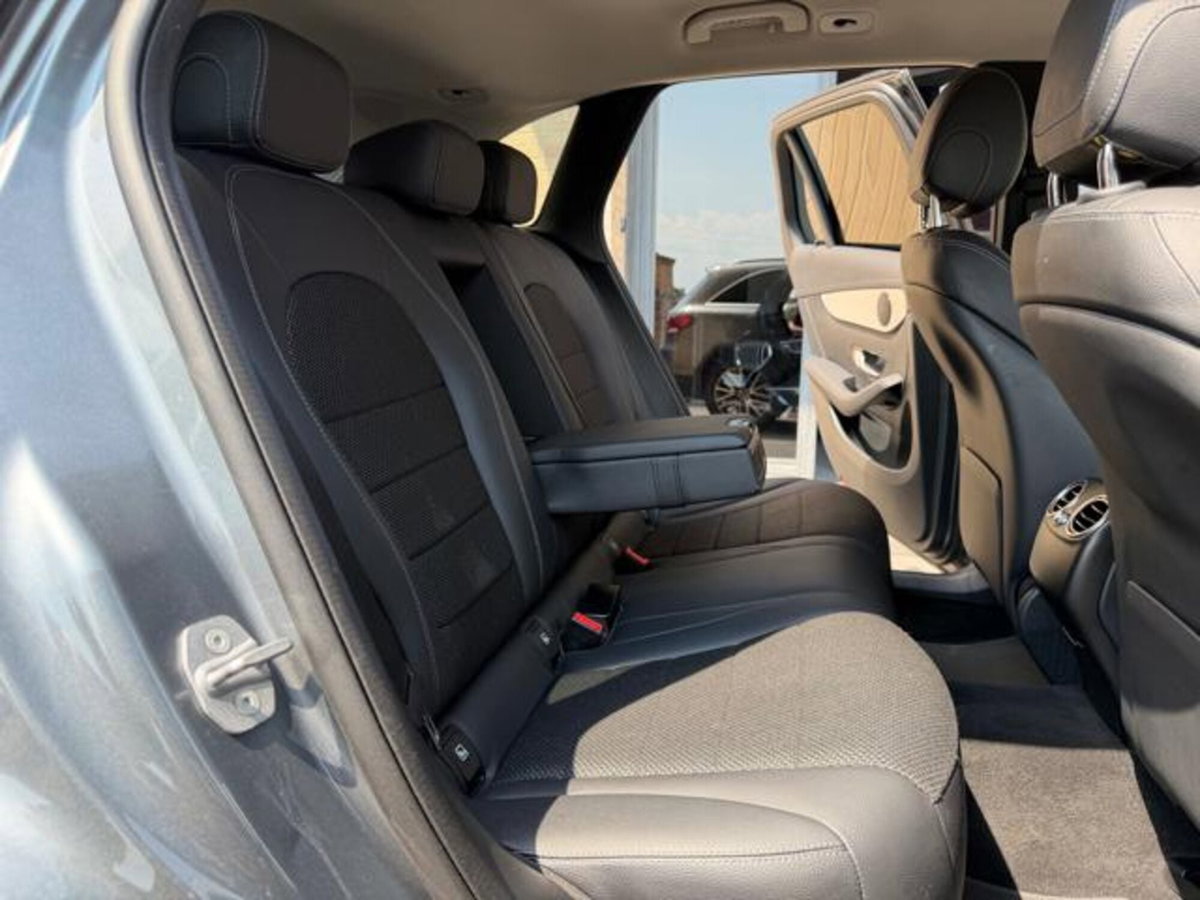 Mercedes-Benz GLC SUV 220 d 4Matic Sport (9)