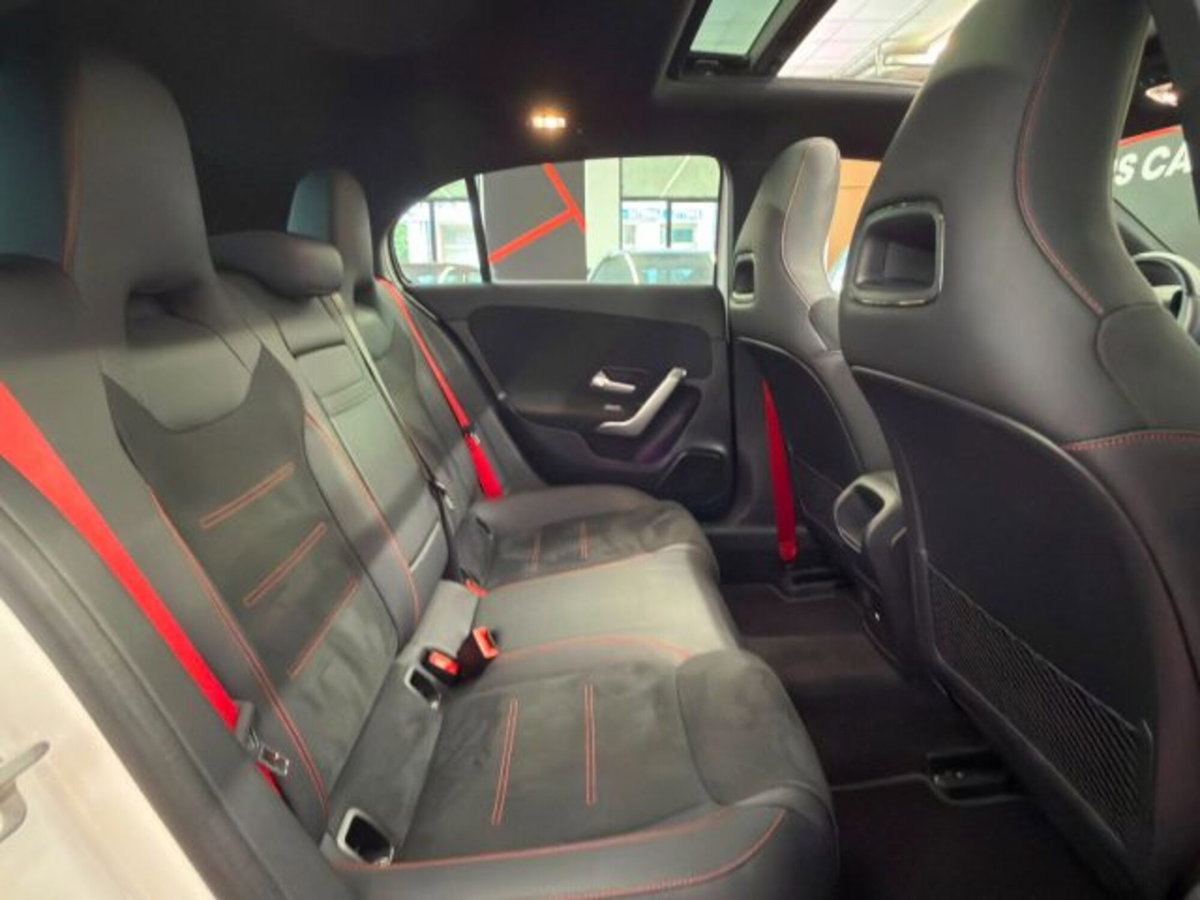 Mercedes-Benz Classe A Sedan AMG 35 AMG Line Premium 4matic auto (11)