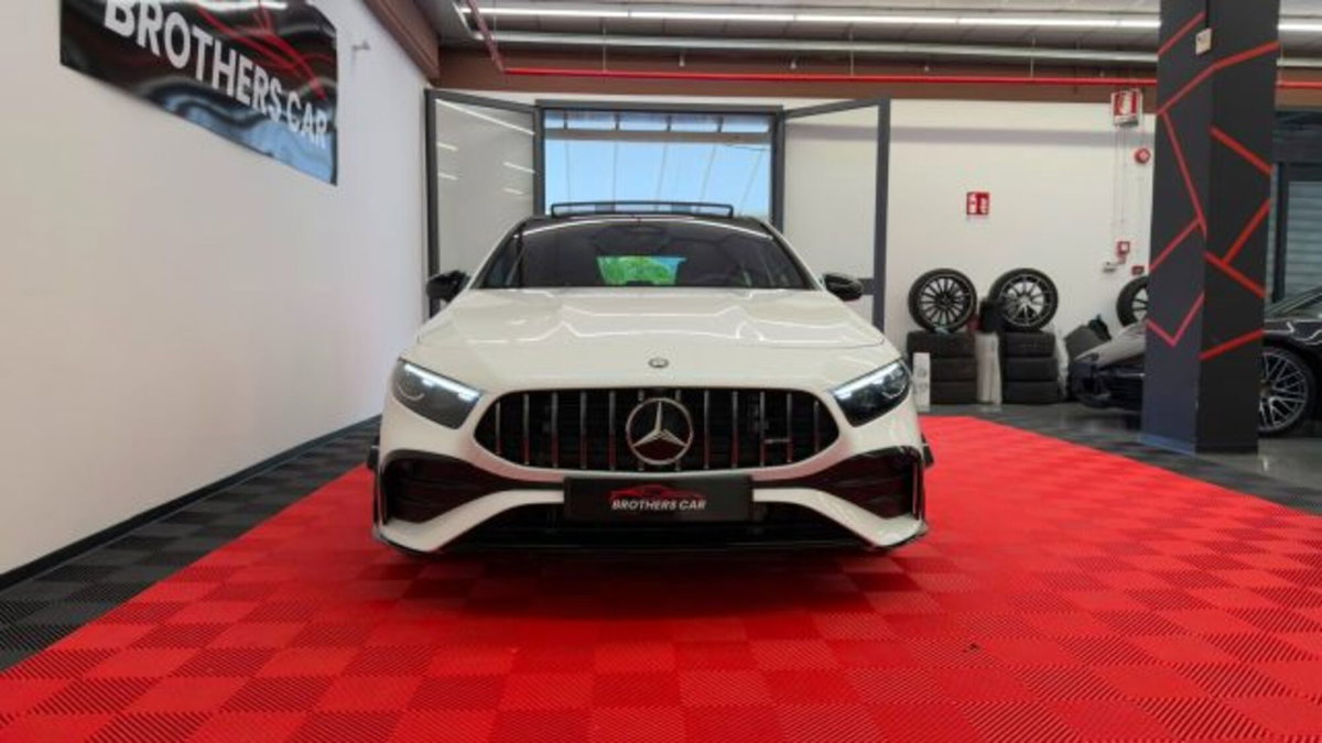 Mercedes-Benz Classe A Sedan AMG 35 AMG Line Premium 4matic auto (2)
