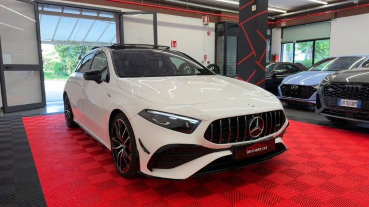 Mercedes-Benz Classe A Sedan AMG 35 AMG Line Premium 4matic auto (3)