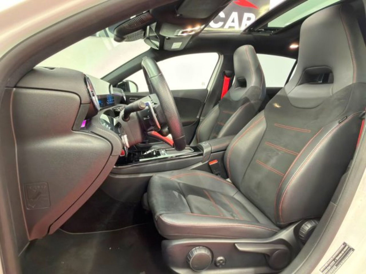Mercedes-Benz Classe A Sedan AMG 35 AMG Line Premium 4matic auto (9)