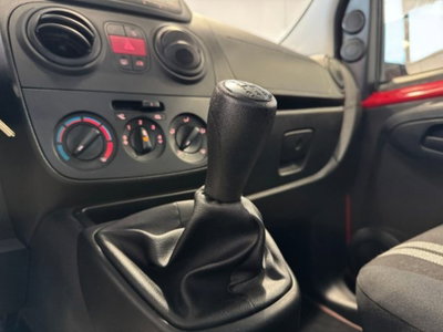 Fiat Fiorino combi N1 1.3 mjt 95cv Adventure (9)