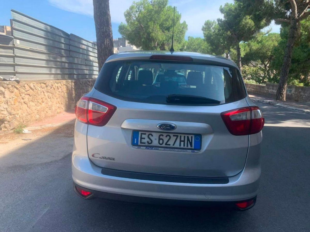 Ford C-Max 1.6 TDCi 115CV Titanium (6)