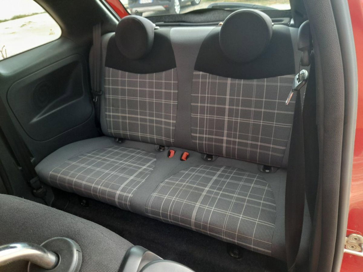 Fiat 500 1.0 Hybrid Club (15)