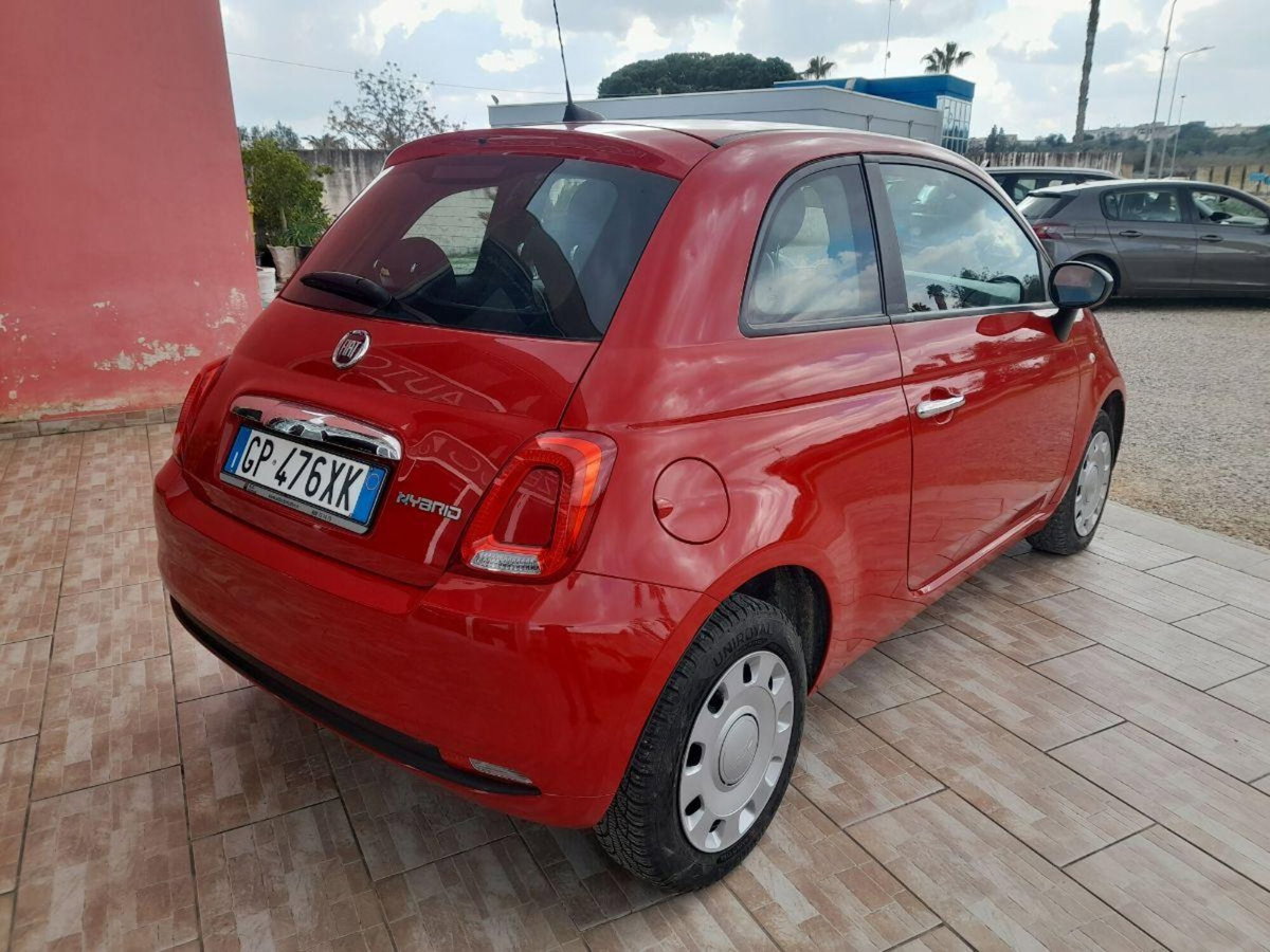 Fiat 500 1.0 Hybrid Red (2)