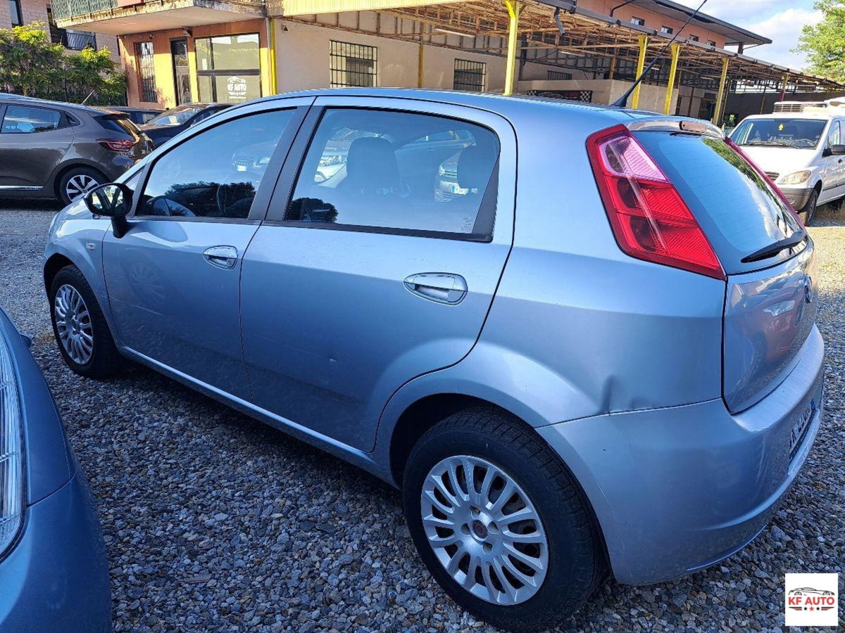 Fiat Grande Punto 1.4 GPL 5 porte Dynamic (8)