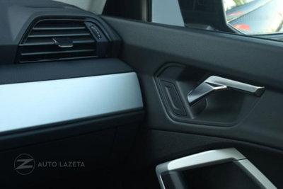 Audi Q3 35 TDI quattro S tronic Business Advanced (18)