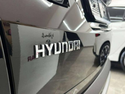 Hyundai Tucson 1.6 hev Exellence 2wd 239cv auto (13)
