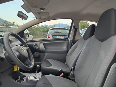 Toyota Aygo 1.0 12V VVT-i 3 porte (12)