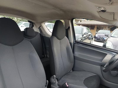Toyota Aygo 1.0 12V VVT-i 3 porte (16)
