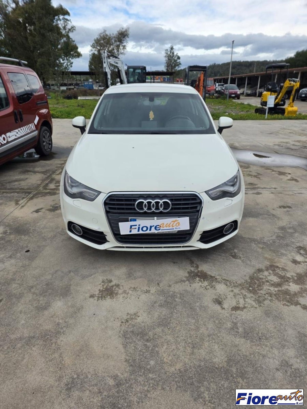 Audi A1 1.6 TDI 105 CV Attraction (2)