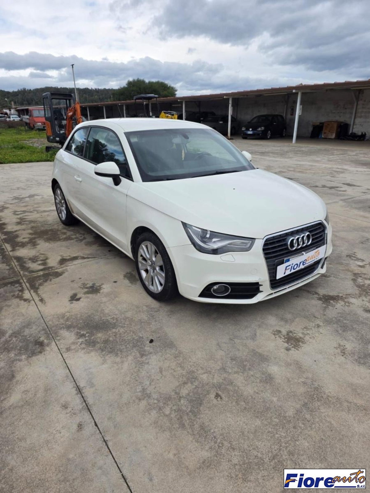 Audi A1 1.6 TDI 105 CV Attraction (3)
