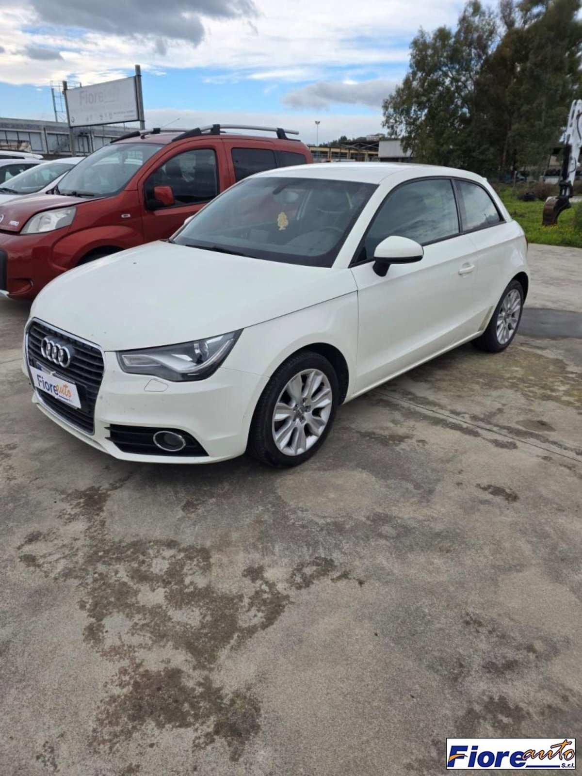 Audi A1 1.6 TDI 105 CV Attraction (4)