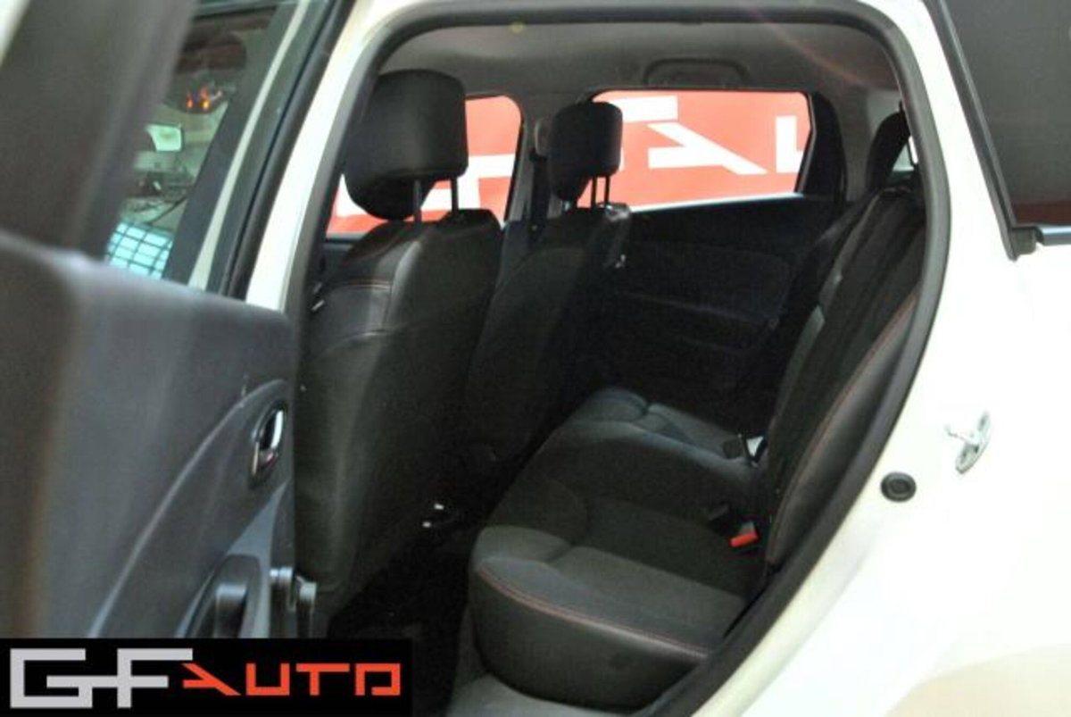 Renault Clio Sporter 1.2 75CV Wave (10)