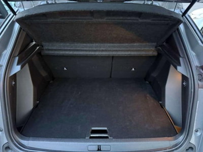Peugeot 2008 1.2 puretech Allure s&s 100cv (13)