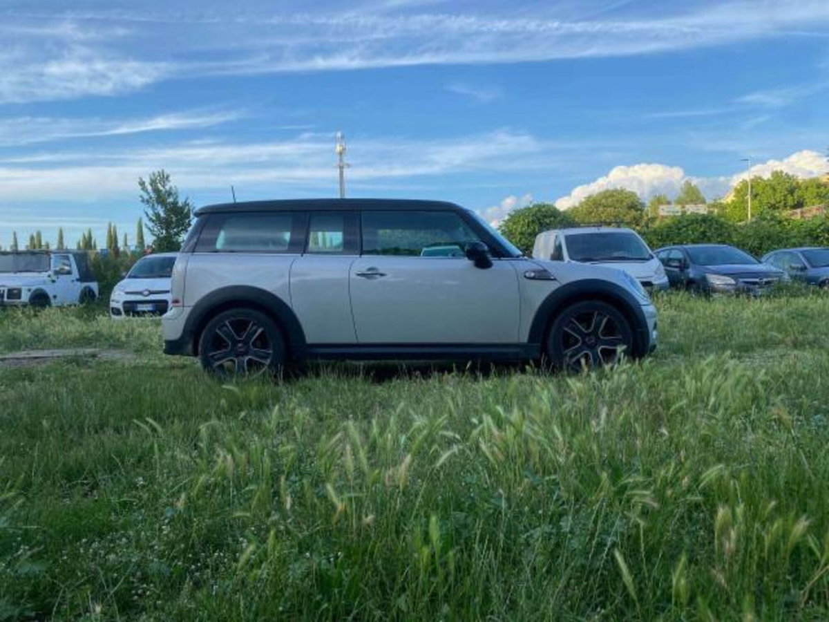 MINI Mini Clubman 1.6 16V Cooper D Chili Clubman (6)