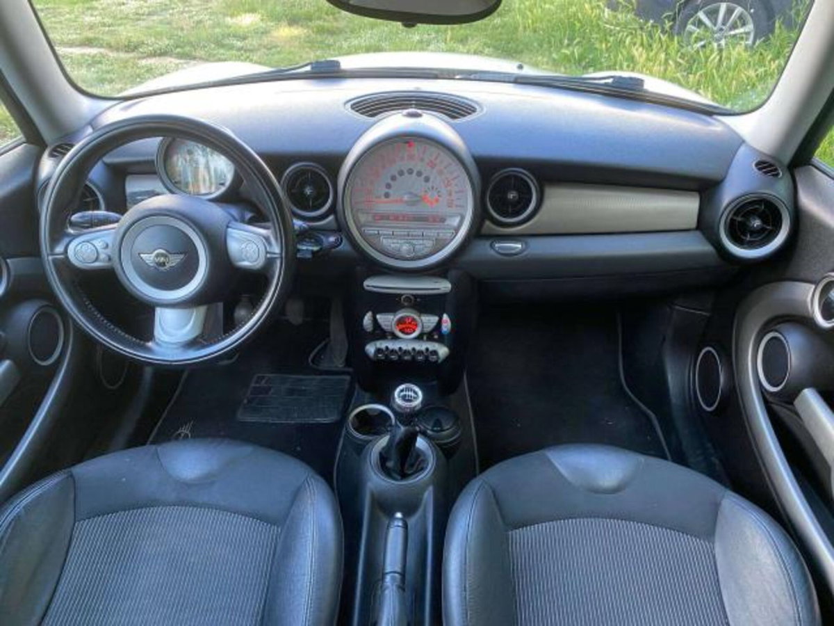 MINI Mini Clubman 1.6 16V Cooper D Chili Clubman (7)