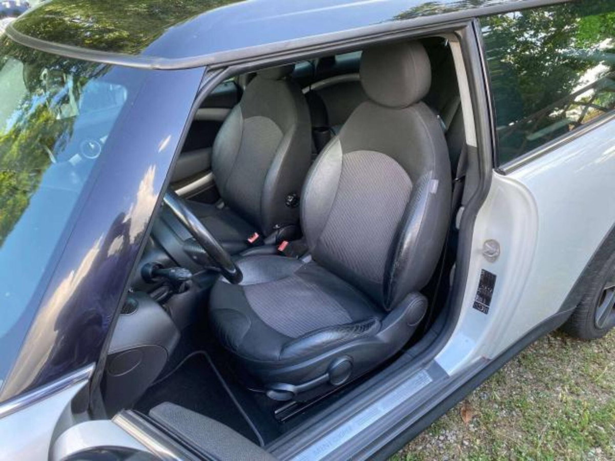 MINI Mini Clubman 1.6 16V Cooper D Chili Clubman (9)
