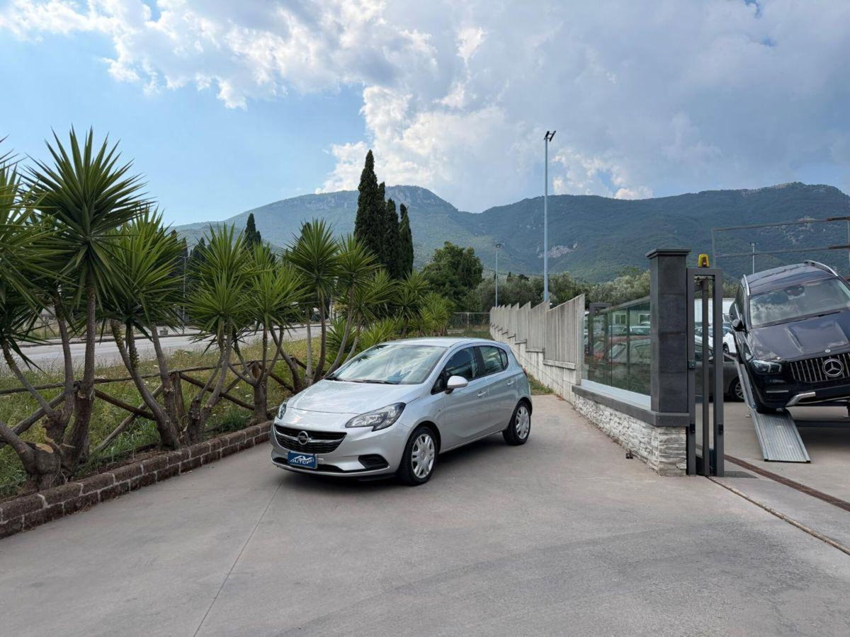 Opel Corsa 1.4 90CV GPL Tech 5 porte Innovation