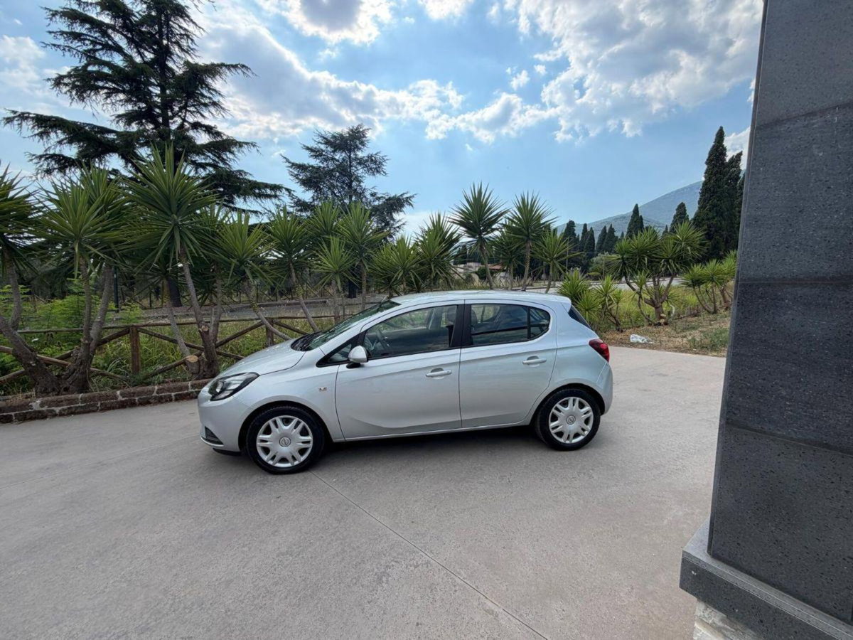 Opel Corsa 1.4 90CV GPL Tech 5 porte Innovation (2)