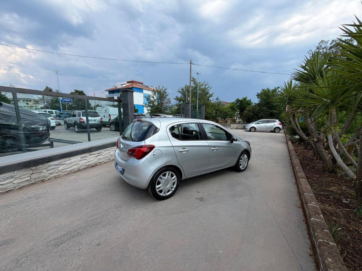 Opel Corsa 1.4 90CV GPL Tech 5 porte Innovation (4)