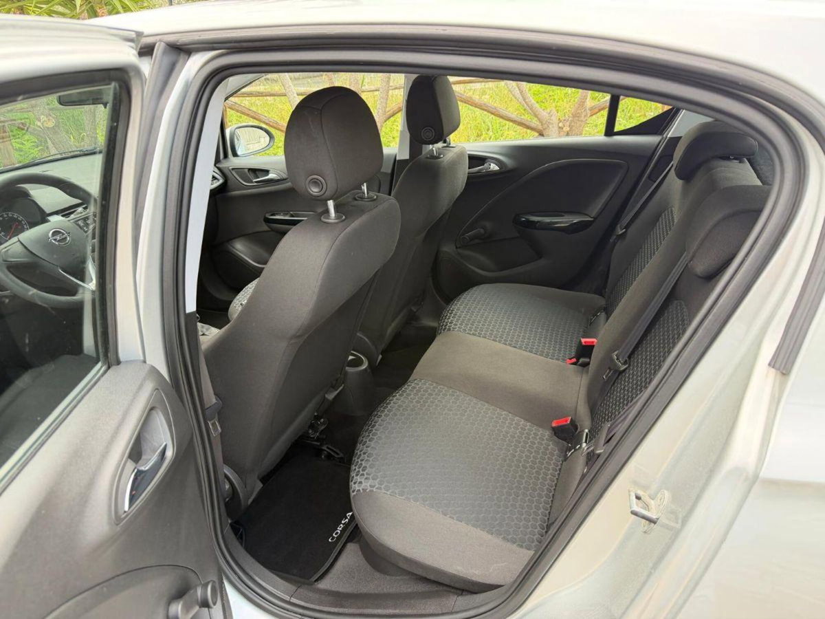 Opel Corsa 1.4 90CV GPL Tech 5 porte Innovation (7)