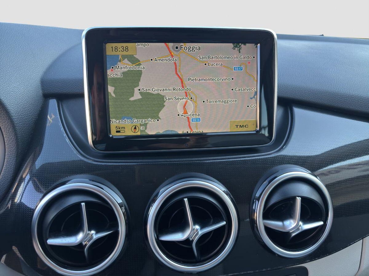 Mercedes-Benz Classe B 180 CDI BlueEFFICIENCY Executive (15)