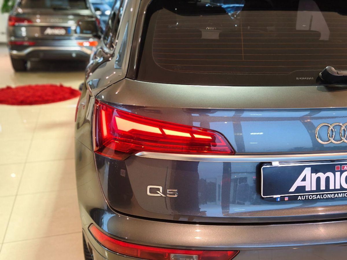 Audi Q5 40 TDI 204 CV quattro S tronic S line plus (11)