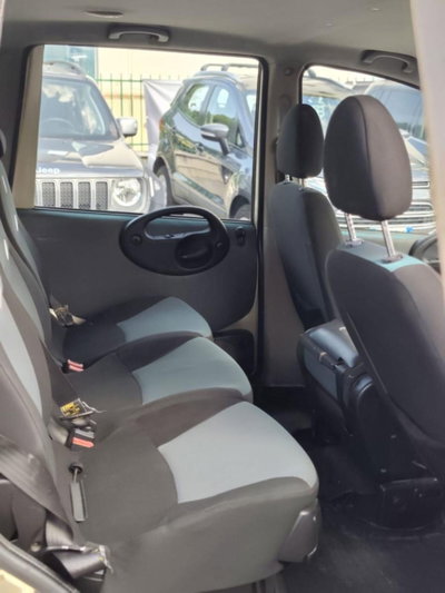 Fiat Multipla 1.9 MJT Dynamic (13)